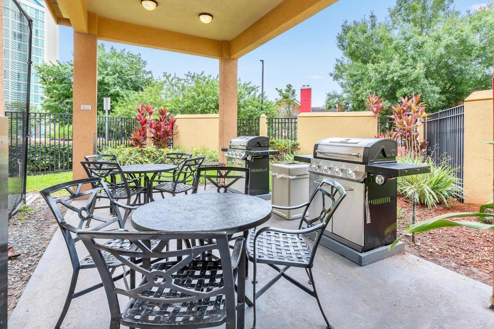 1Br 2 Queens Apt-Hotel With Pool, Hot Tub & Arcade, Near Disney & Universal! Орландо Екстериор снимка